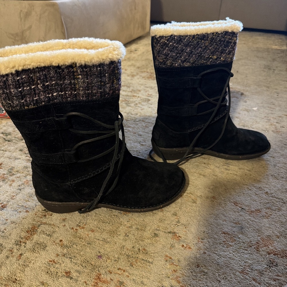 Women's UGG Australia S/N 1001668 Tanasa Suede Knit Shearling Boots Size 9